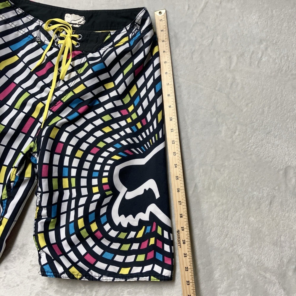 Y2K Fox Racing Board Shorts Mens 32 Fit 31 Colorful Geometric Abstract Big Logo - Picture 9 of 11
